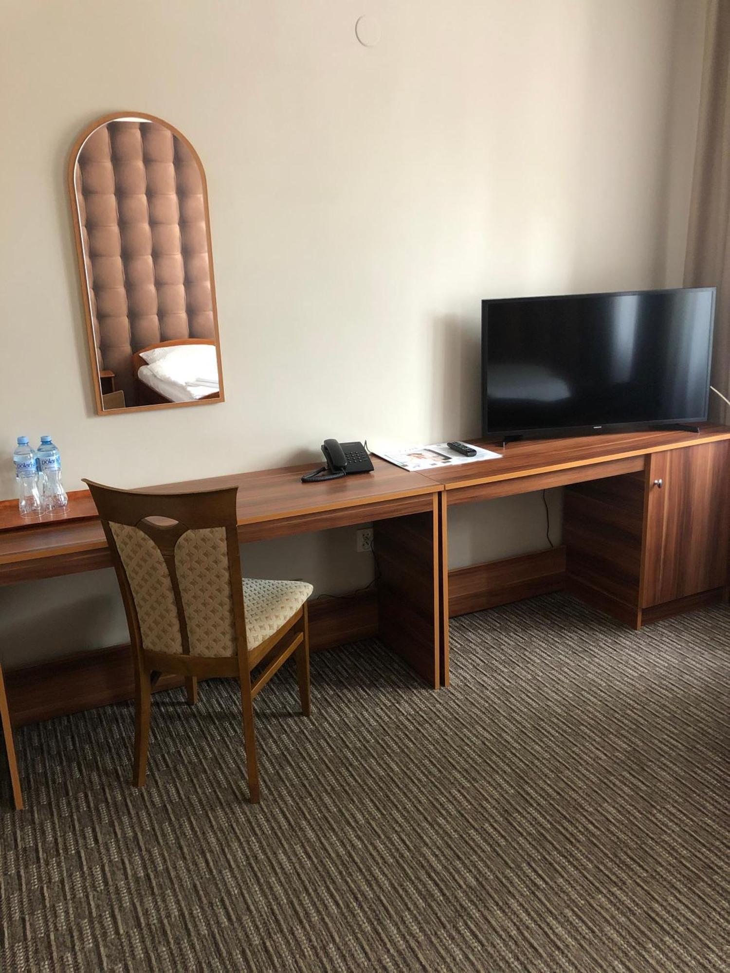 Hotel Krystyna Щитно Экстерьер фото