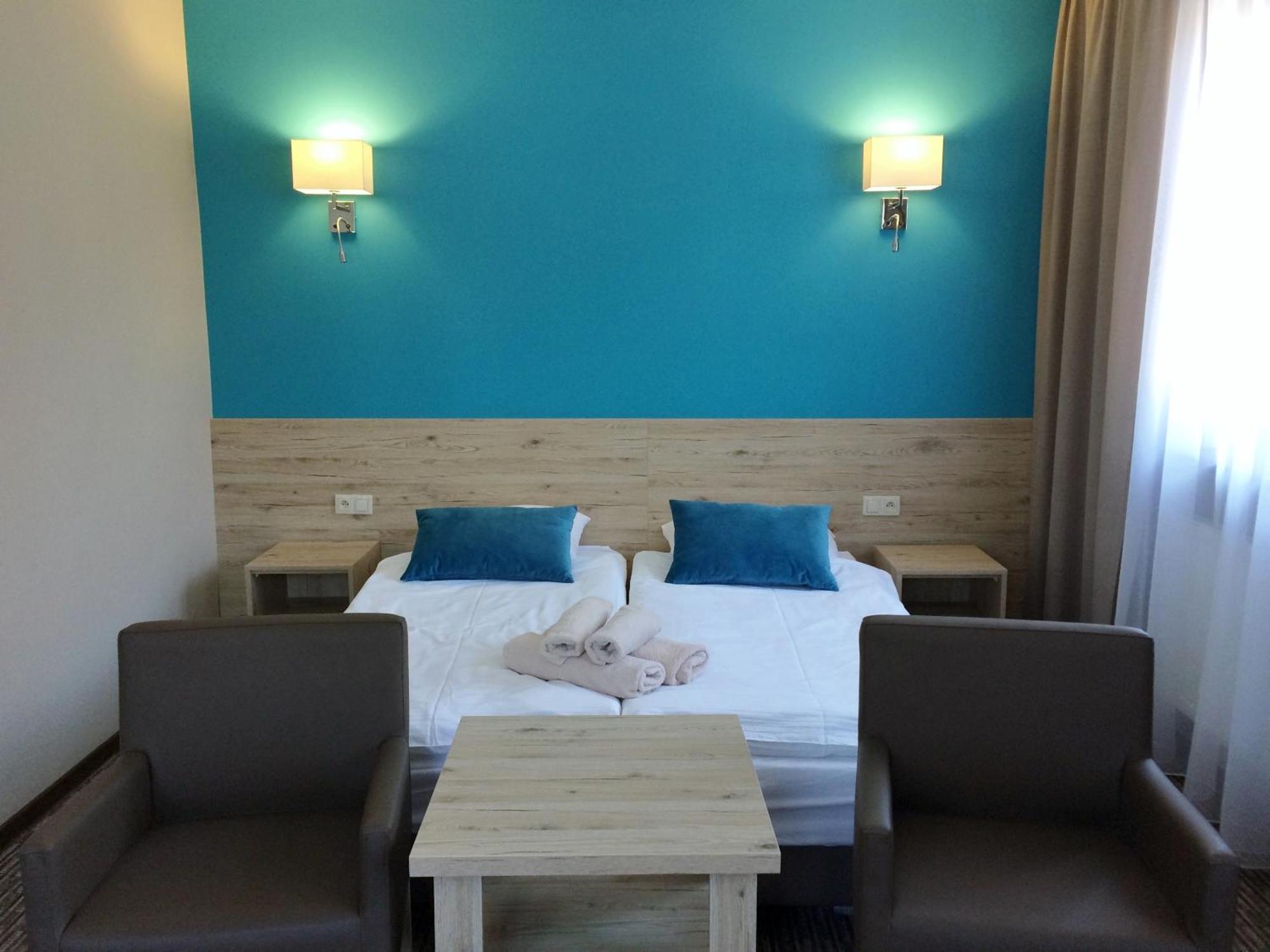 Hotel Krystyna Щитно Экстерьер фото